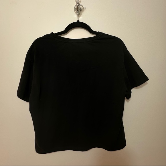 LA Tee 🤍 - Picture 2 of 2